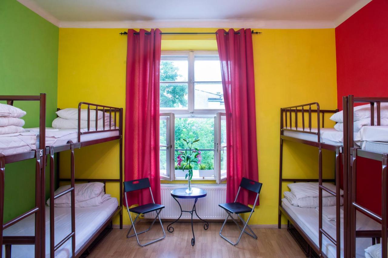 Let'S Rock Party Hostel! Age Limit From 18 Until 40! Красков Екстериор снимка