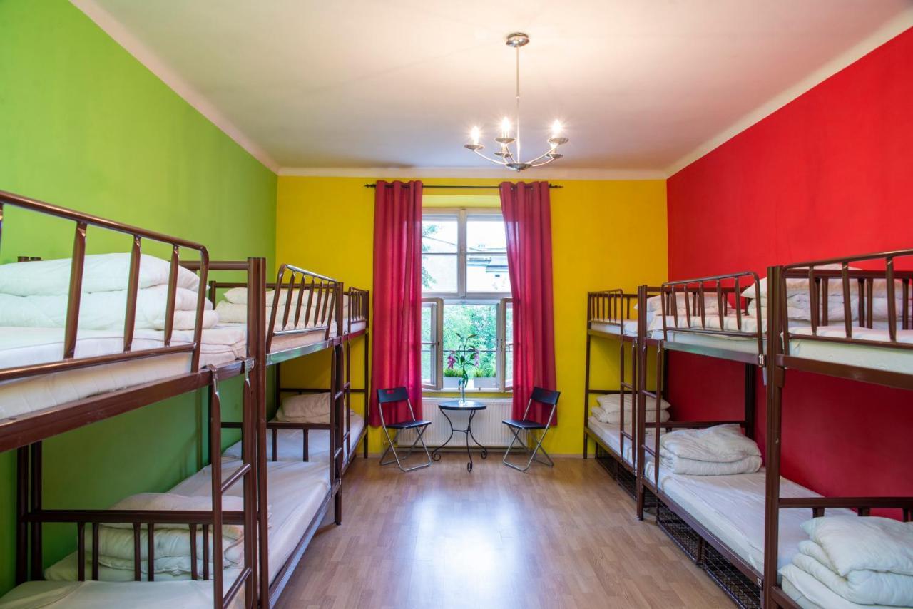 Let'S Rock Party Hostel! Age Limit From 18 Until 40! Красков Екстериор снимка
