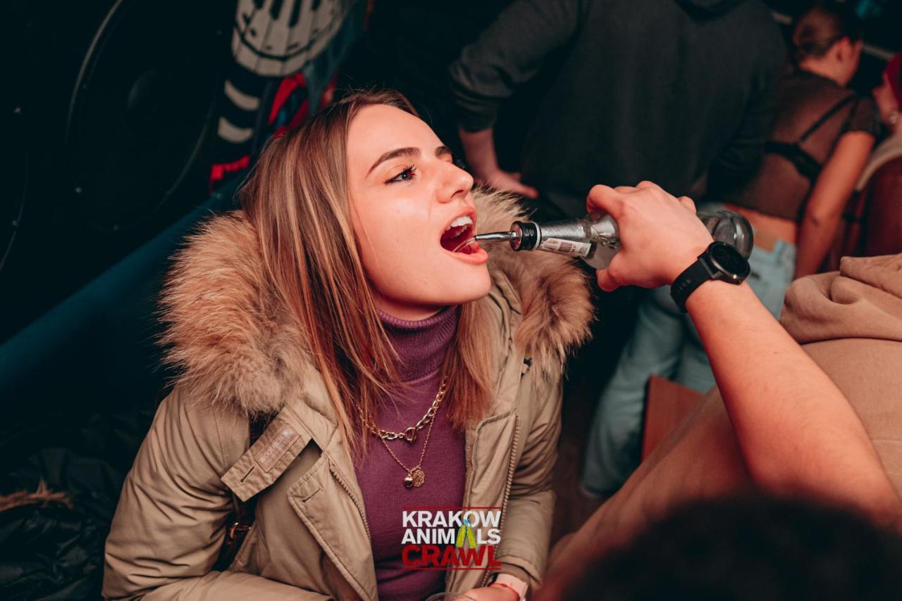 Let'S Rock Party Hostel! Age Limit From 18 Until 40! Красков Екстериор снимка